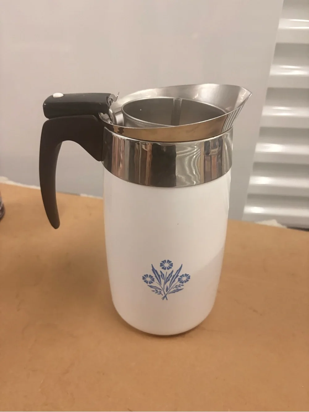 VINTAGE CORNING WARE BLUE CORNFLOWER 10 Cup stovetop Porcelain Pot percolator